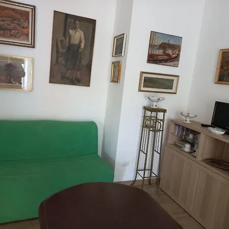 Casa Degli Artisti 2 Daire
