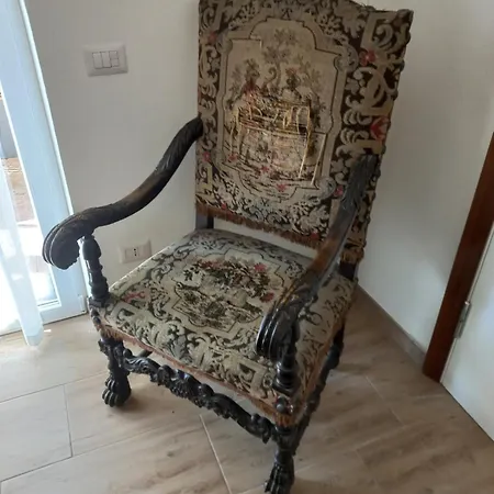 Casa Degli Artisti 2 *